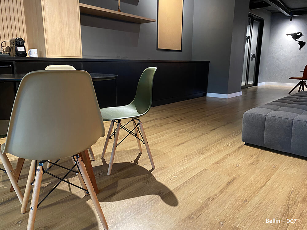 PISO VINILICO EM RÉGUA RENAISSANSE